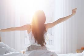9 สุดยอดเทคนิค  ที่จะช่วยให้ตื่นนอนอย่างสดใส ต้อนรับวันใหม่อย่างชื่นบาน